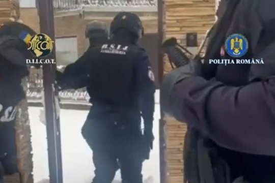 Liderul interlop Ghenosu a fost reţinut într-un dosar de camătă şi şantaj. Amenințări cu moartea pentru bani dați cu dobânzi și de aproape jumătate de milion de euro