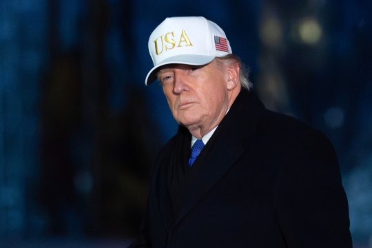 Gluma care l-a enervat pe Donald Trump la Gala Premiilor Grammy 2026. Președintele atacă prezentarea evenimentului: ”O să mă distrez cu tine!”