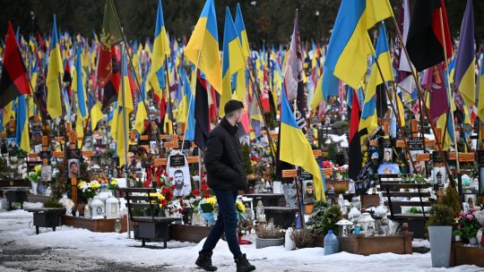 Patru ani de război. Bolojan: ”Rezistența Ucrainei este esențială pentru securitatea întregii Europe”. Miruță: ”La doi pași de noi se moare”