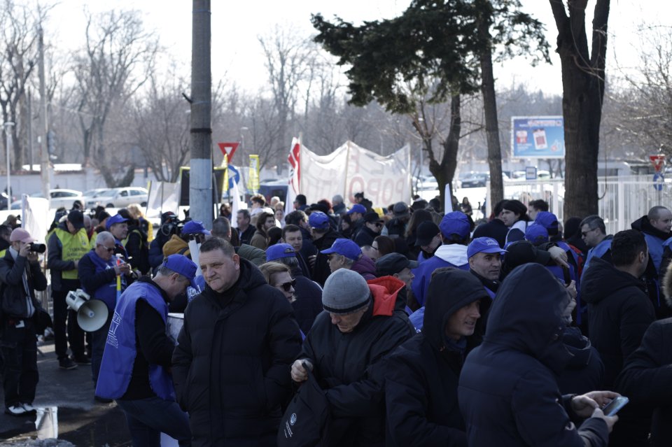 Protestatari prezenți la Cotroceni