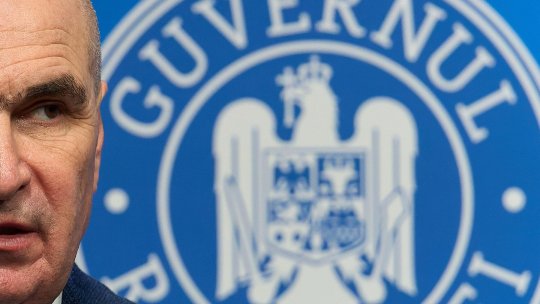 Sindicaliștii din aparatul Guvernului cer urmărirea penală a premierului Ilie Bolojan și a ministrului Cseke Attila