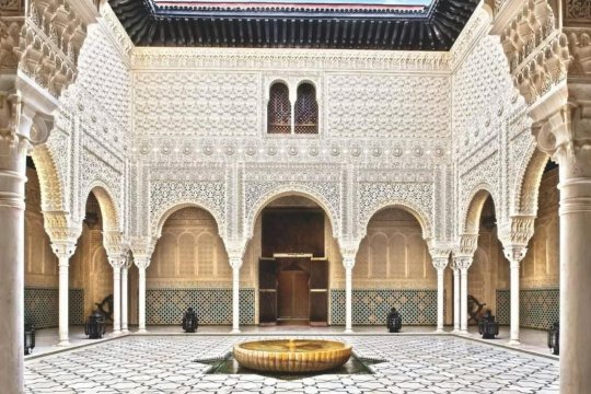 Cum a încercat Jeffrey Epstein să cumpere un palat de lux cu câteva zile înainte de arest