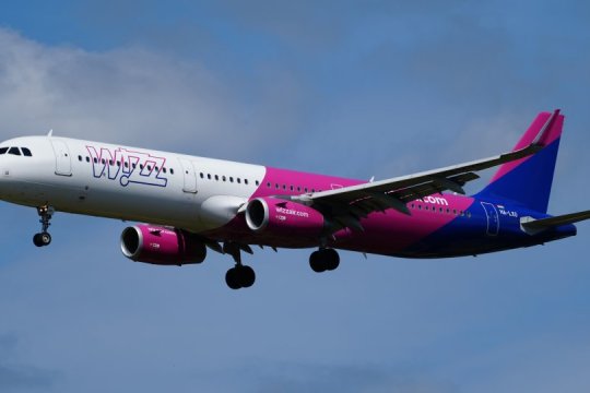 Zboruri suspendate în Orientul Mijlociu după atacul SUA–Israel asupra Iranului. Wizz Air și alte companii anunță măsuri imediate