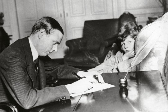 Personalitatea zilei 7 februarie | Sinclair Lewis, scriitorul care a demontat mitul Americii perfecte