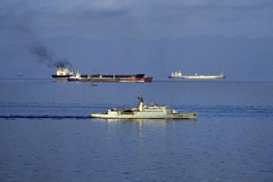 SUA ridică pentru 30 de zile sancțiunile pentru achiziționarea de petrol rusesc transportat pe mare