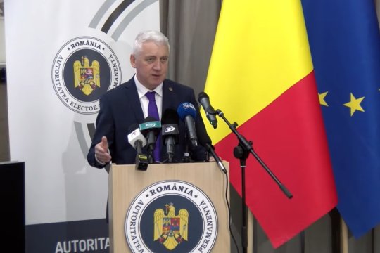 Adrian Țuțuianu reclamă „moda rea” a concediilor medicale la AEP. ”În anii electorali, oamenii nu se îmbolnăvesc”. Cazul angajatului în concediu medical care din Dubai critica repatrierile