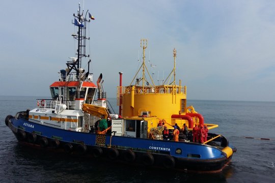 UPDATE | Un remorcher s-a scufundat în Portul Midia. Patru membri ai echipajului sunt căutați de scafandri, al cincilea a decedat