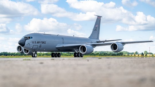 Primele misiuni ale avioanelor de realimentare americane staționate în România