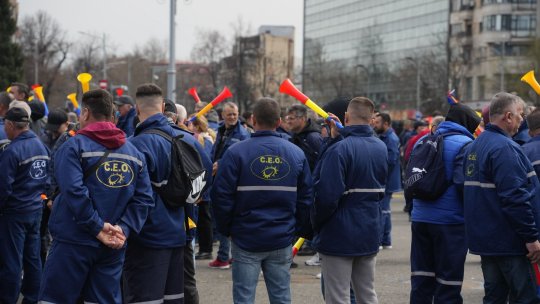 Minerii din Gorj protestează la București: ”Nu vom pleca până când salariații rămân în continuare la serviciu”