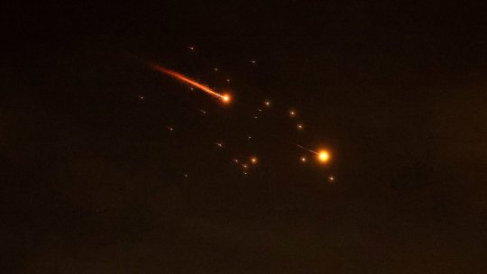 Trump susține că SUA negociază pacea, dar Iranul neagă. Atacuri la Teheran și trupe americane în drum spre Orientul Mijlociu