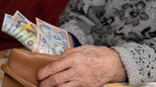Numărul pensionarilor a scăzut cu zeci de mii. Pensia medie a crescut la aproape 3.000 de lei, dar sunt diferențe mari între județe