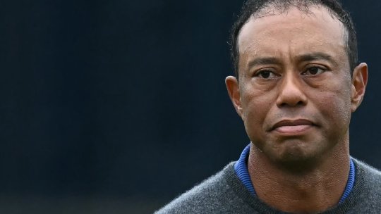 Tiger Woods, implicat într-un accident în Florida. Mașina s-a răsturnat după o manevră riscantă, iar sportivul a fost reținut