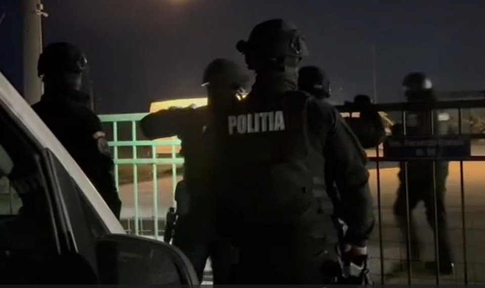 Percheziții la adăposturi de animale