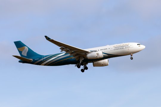 MAE anunță că vineri sunt aduși din capitala Omanului 127 de români, majoritatea fiind elevi din Neamț, Suceava și Vrancea