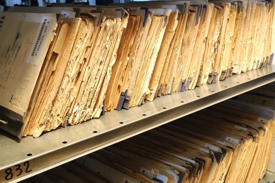 Cazul ”pensionarului special” din Securitatea comunistă. CNSAS dezvăluie cum au ”rezolvat” securiștii lui Ceaușescu problema vechimii în muncă a unui turnător