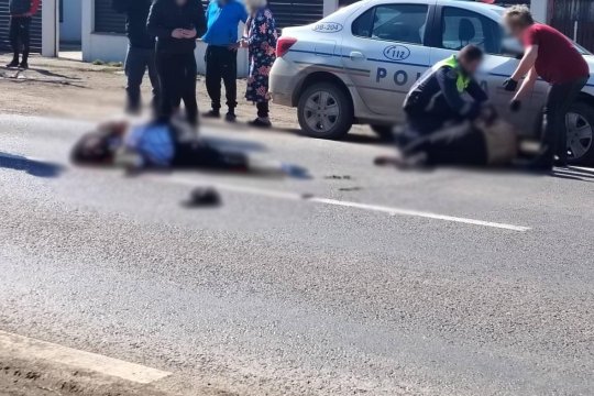 Conflict violent la Crevedia între doi vecini. Un bărbat a murit după ce a fost înjunghiat