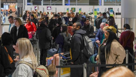 Schimbare majoră la granițele UE: sistemul Entry/Exit elimină ștampilarea pașapoartelor