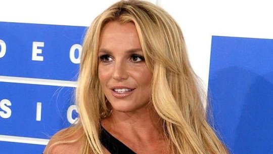 Probleme pentru Britney Spears în California. Artista intră într-un centru de reabilitare, după incidentul rutier din martie