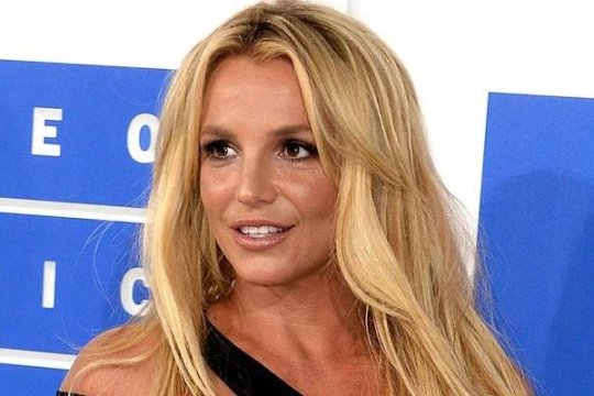 Probleme pentru Britney Spears în California. Artista intră într-un centru de reabilitare, după incidentul rutier din martie