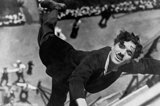 Personalitatea zilei 16 aprilie | Charlie Chaplin, figură centrală a cinematografiei din secolul XX