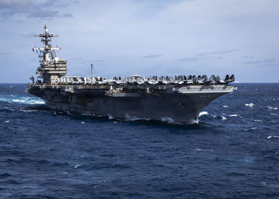 Portavionul USS George H.W. Bush al Marinei SUA