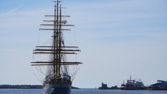 Nava-școală “Mircea” a pornit în călătoria spre New York, pentru cea de-a 250-a aniversare a Statelor Unite ale Americii