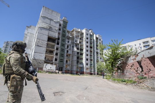 Războiul Rusia–Ucraina lovește din nou infrastructura energetică. Sute de mii de oameni au rămas fără curent în Cernihiv