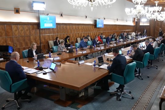 UPDATE | Ziua demisiilor PSD din Guvernul Bolojan. Șase miniștri, un vicepremier și secretarul general al Guvernului renunță la funcții la ora 14:00. Prima ședință a Executivului fără social-democrați