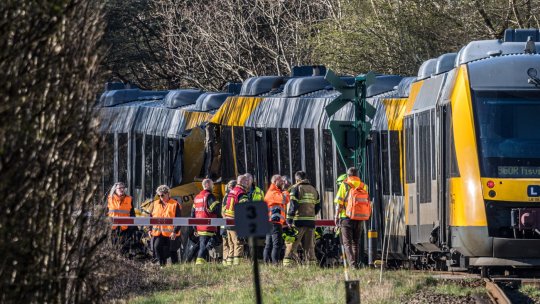 Doi români, printre răniții în accidentul feroviar din Danemarca. Oana Țoiu dezvăluie care este starea lor