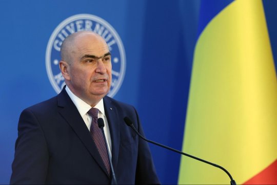 Bolojan anunță curățarea pieței energiei: ”Oprim speculatorii și deblocăm accesul producătorilor de energie la rețele”