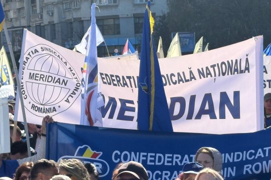 Protestul sindicaliștilor în fața Guvernului. Confederația Meridian: ”Nu mai acceptăm austeritatea suportată exclusiv de cetățeni”