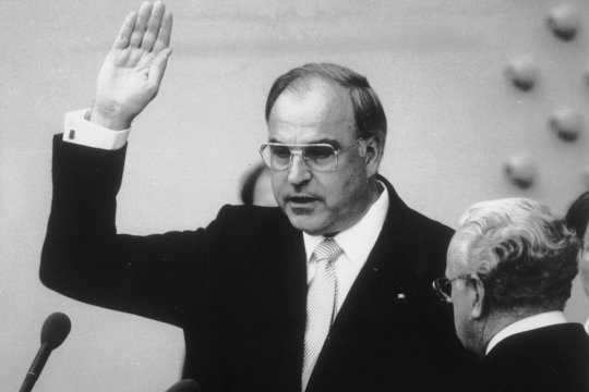 Personalitatea zilei 3 aprilie | Helmut Kohl, liderul care a reunificat Germania