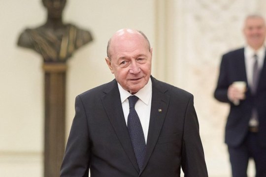 Băsescu demontează retorica lui Donald Trump: ”Câinii care latră nu mușcă”