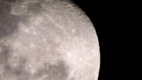 Astronauții Artemis 2 scriu istorie: zboară astăzi în jurul Lunii după mai bine de 50 de ani