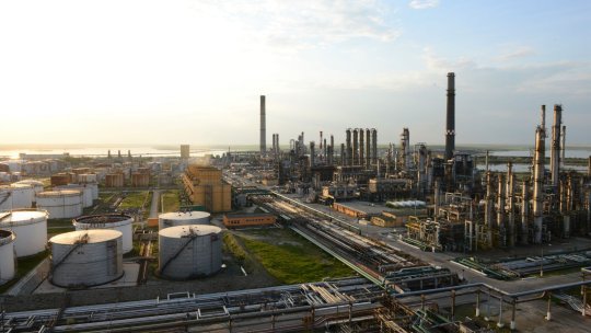 Rafinăria Petromidia revine la capacitate maximă. Anunțul ministrului Energiei, Bogdan Ivan
