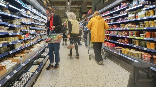 Programul de Paște la Mega Image, Lidl, Carrefour, Kaufland, Auchan și Profi. Ce magazine vor fi deschise luni