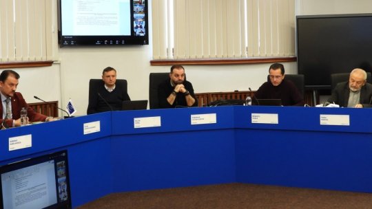 Cum s-a decis retragerea licenței Realitatea Plus. Ședința CNA a fost marcată de tensiuni și poziții opuse