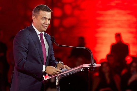 PSD ia în calcul scenariul unui guvern minoritar alături de UDMR. Sorin Grindeanu vorbește despre nevoia unei formule stabile