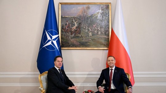 Preşedintele Poloniei şi secretarul general al NATO ajung marți la Bucureşti, pentru Summitul B9