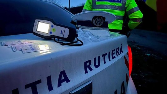Controale ample în traficul din Capitală în noaptea de vineri spre sâmbătă. O tânără a primit amendă de 8.000 de lei pe Calea Victoriei