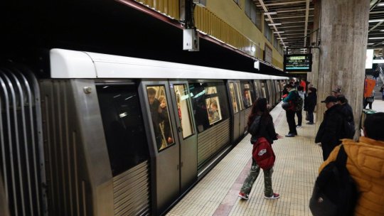 Panicǎ la metrou după un incident grav petrecut în stația Păcii. Circulația trenurilor a fost afectată după ce o persoană a ajuns pe șine