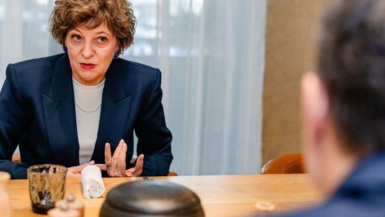 Oana Gheorghiu explică de ce s-a prăbușit CFR Marfă. Vicepremierul spune că statul român a ales „amânări” în locul restructurării