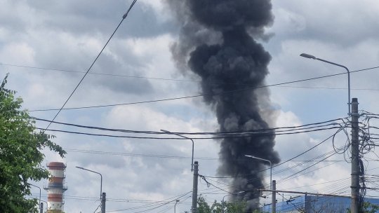 BREAKING NEWS | Incendiu la CET Vest Militari din București. O coloană uriașă de fum se vede din mai multe zone ale Capitalei