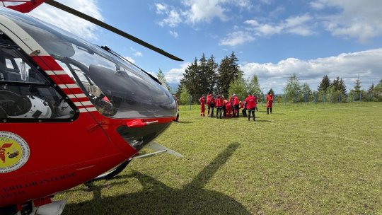 Alertă în Munții Bucegi după mai multe accidente la ultramaratonul Transylvania 100. Elicopterul SMURD nu a putut interveni din cauza vremii severe