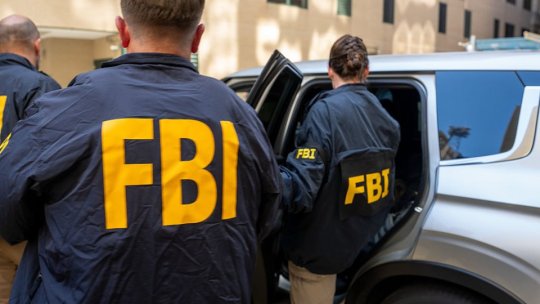 Condamnare pentru un român acuzat de criminalitate informatică în Statele Unite. FBI susține că atacurile au produs pierderi importante