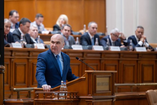 Ilie Bolojan îi felicită pe elevii români premiați la robotică. România obține rezultate de top la competiția din SUA
