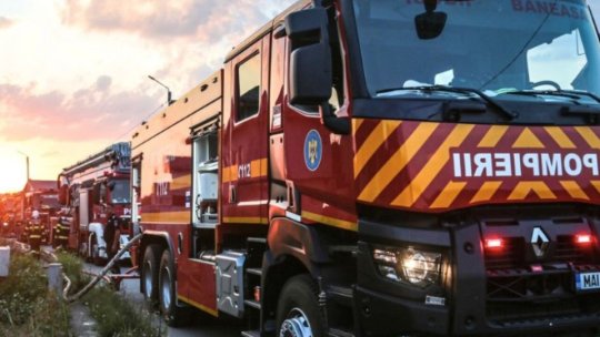Incident grav în Blejoi, lângă o zonă comercială. Un bărbat a fost rănit după o explozie la un rezervor