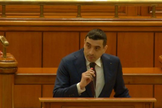 George Simion îl atacă pe Nicușor Dan în Parlament. Liderul AUR vorbește despre ”sacrificarea unui tovarăș de drum”