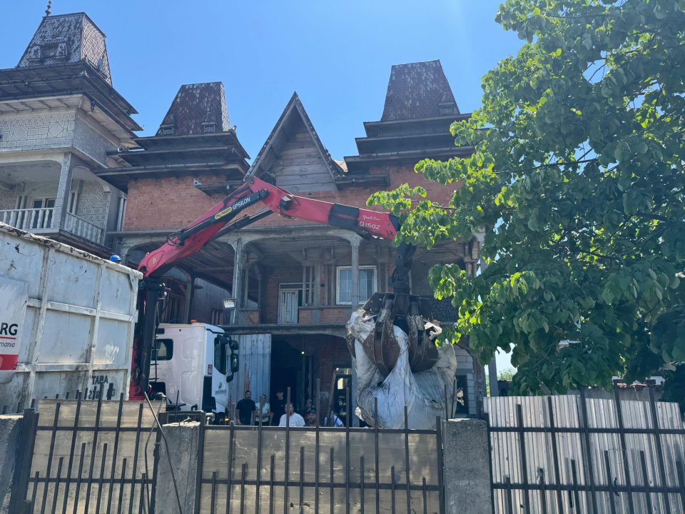 Deșeuri confiscate din Sitești