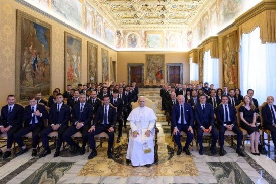 Cristi Chivu și Inter, primiți la Vatican după titlul din Serie A. Papa Leon al XIV-lea le-a transmis un mesaj jucătorilor